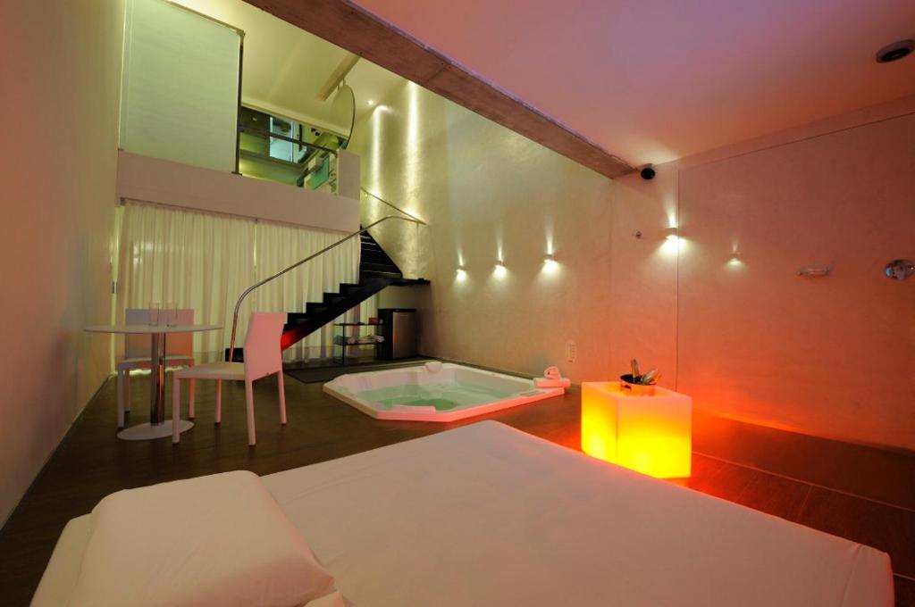 Nexos Motel Piedade - Adults Only ジャボアタン・ドス・グアララペス エクステリア 写真